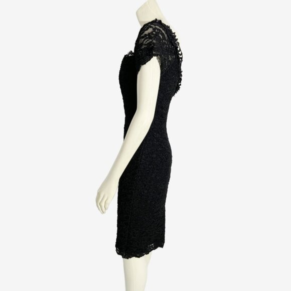 Vintage Black Stretch Lace Dress with Sweetheart Neckline / size Small - Picture 14 of 15